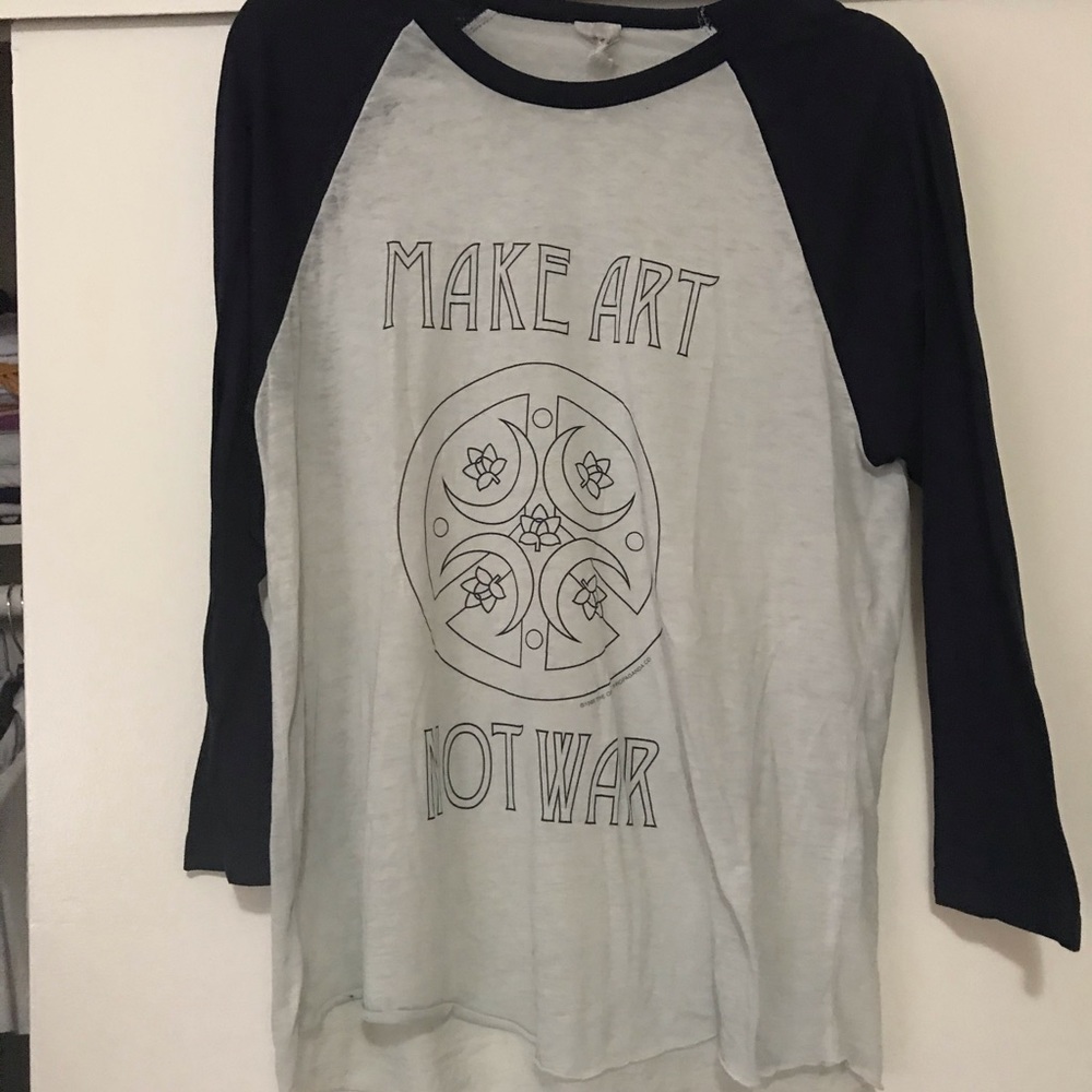 Obey shirt